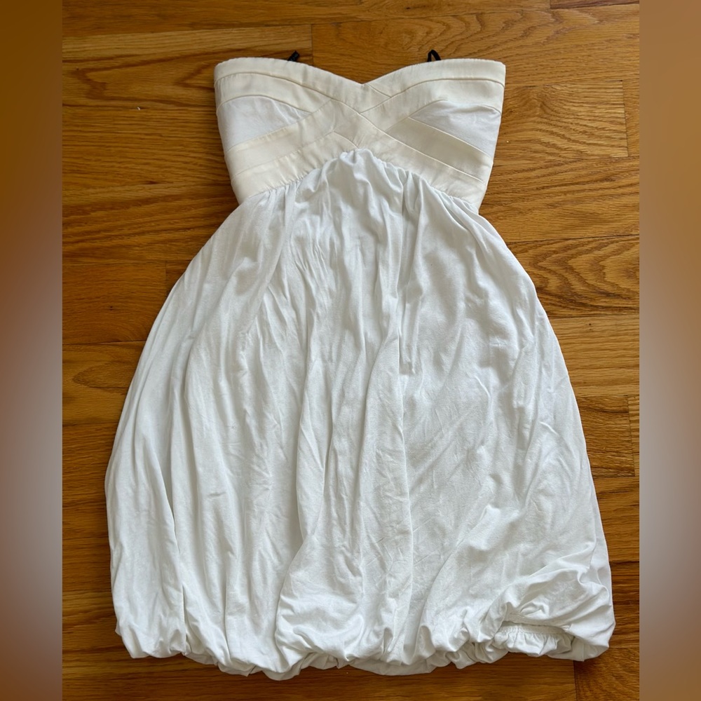 BEBE WHITE/OFF WHITE (strapless)DRESS